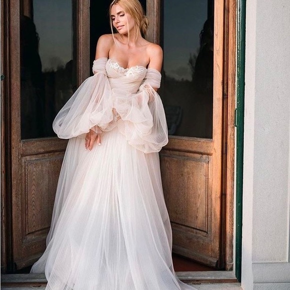 GALIA LAHAV BELLINA WEDDING DRESS - Size Small - Picture 4 of 6